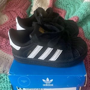 Adidas super star